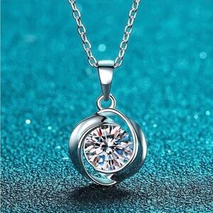 Elegant Silver Necklace with Moissanite Pendant